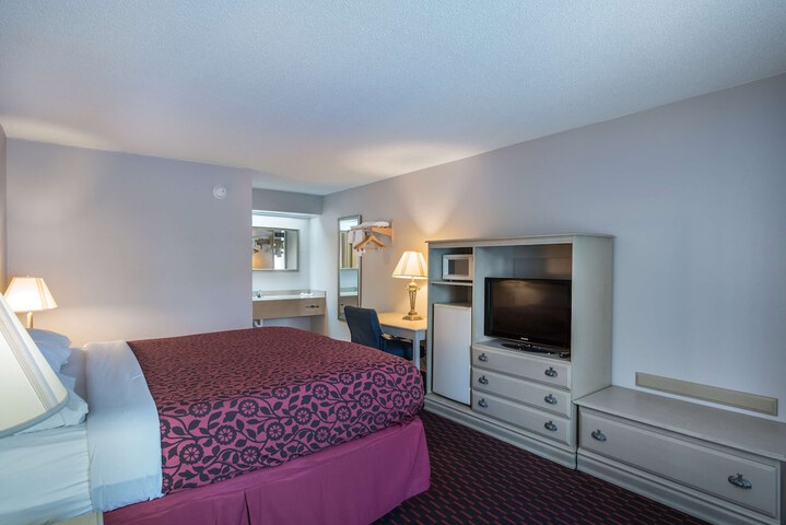 Room 21 of 46