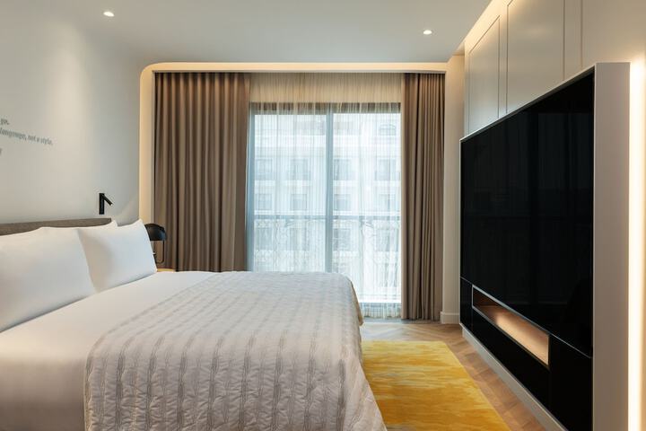 Room 22 of 188