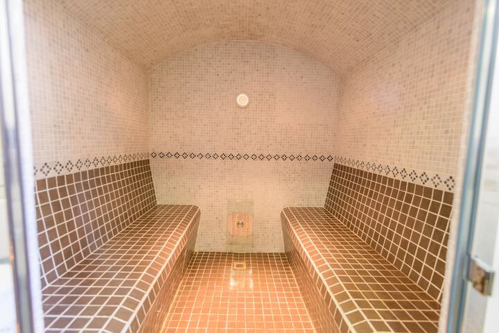 Room 23 of 45