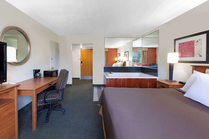 1 King Bed (1 of 8)
