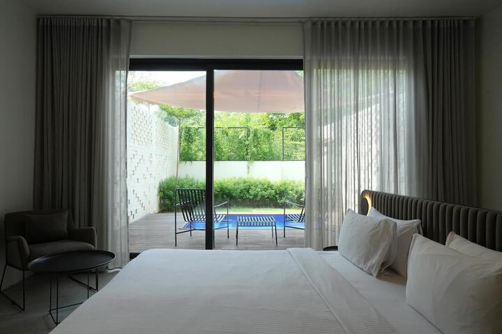 Room 29 of 162