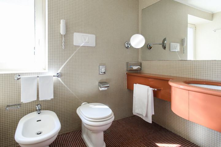 Room 46 of 130