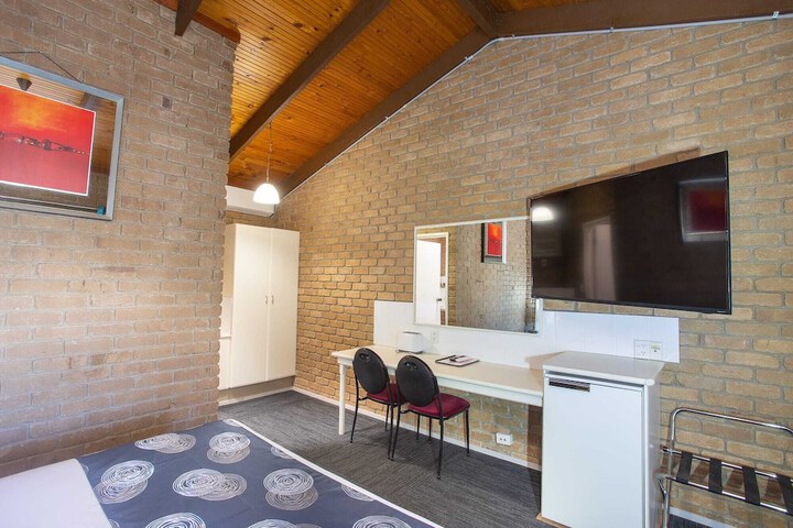 Room 45 of 70