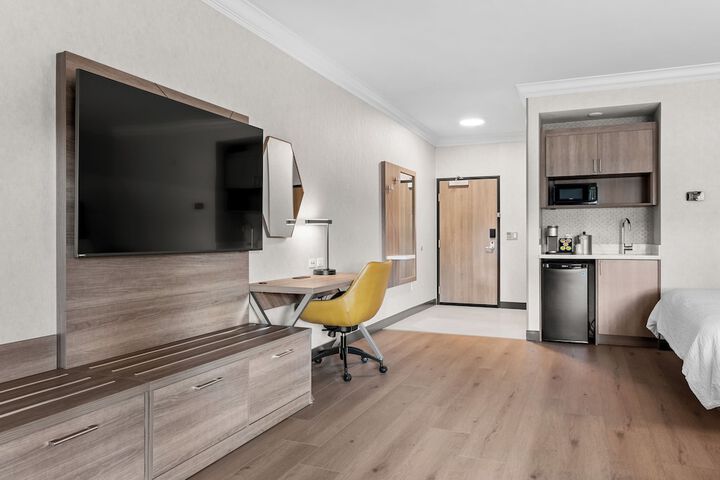 Room 31 of 85