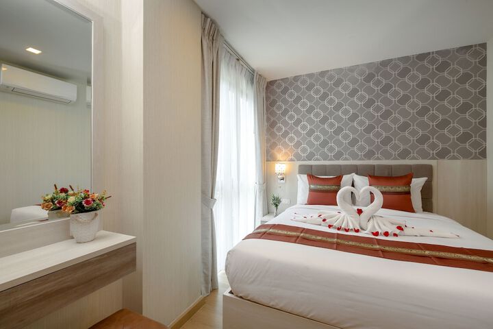 Room 9 of 50