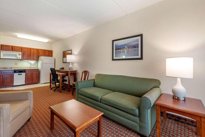 Room 40 of 93