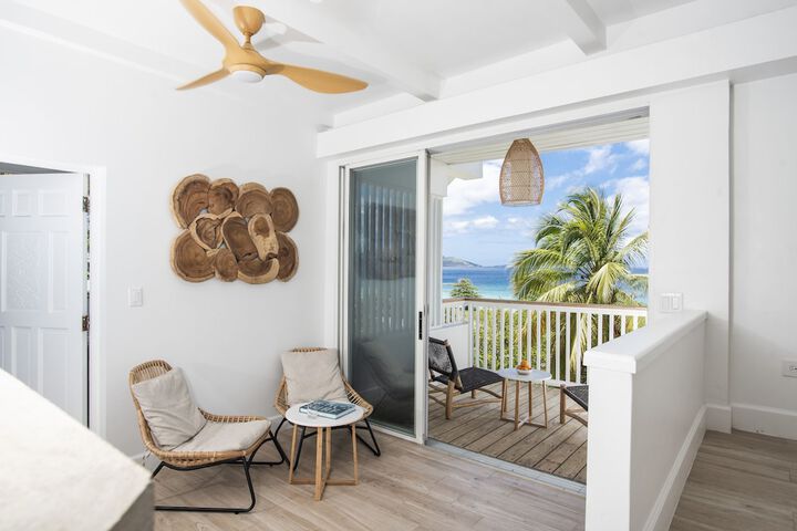 Room 4 of 89