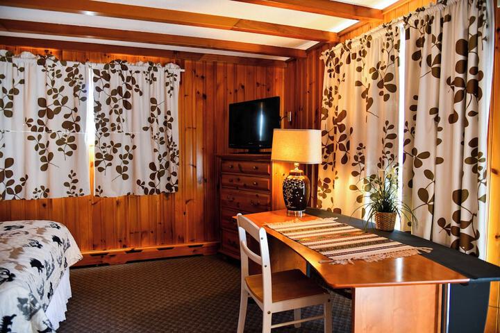 Room 27 of 100