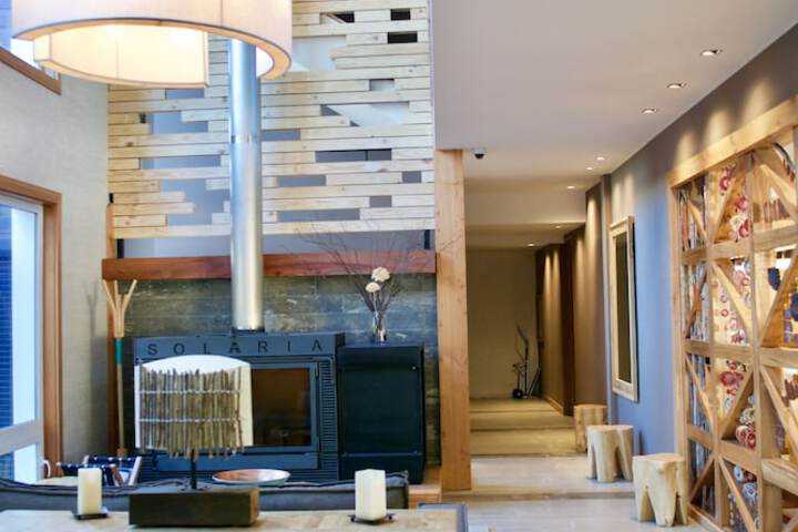 Hotel Interior 6 of 34