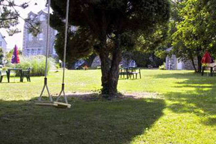 Property Grounds 17 of 23