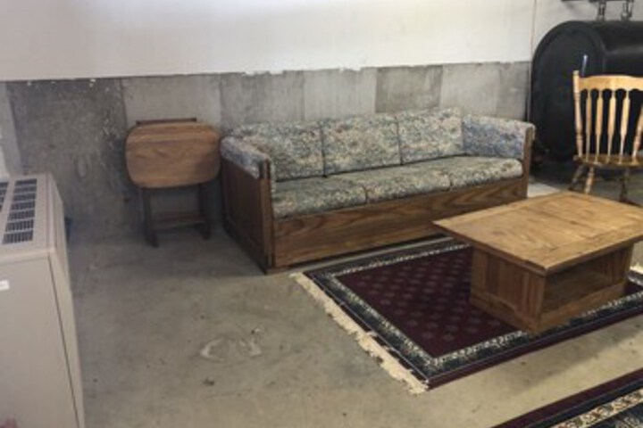 Room 6 of 10