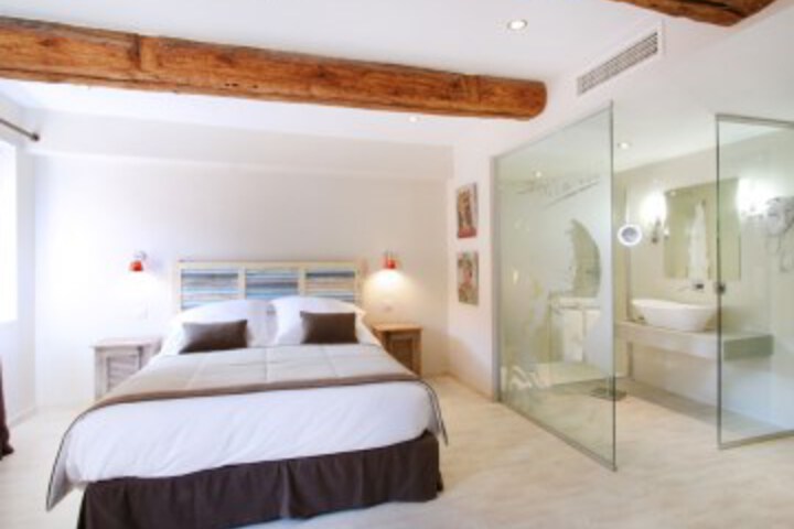 Room 10 of 41