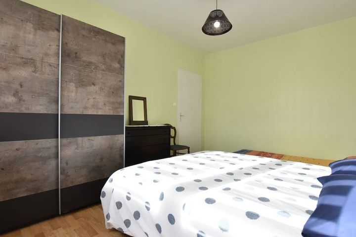 Room 5 of 21