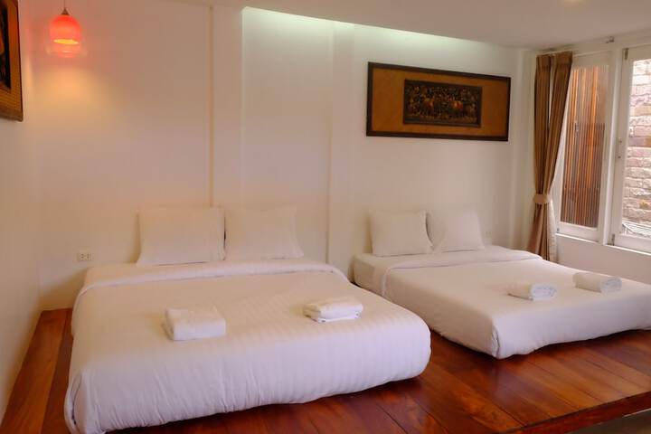 Room 9 of 52