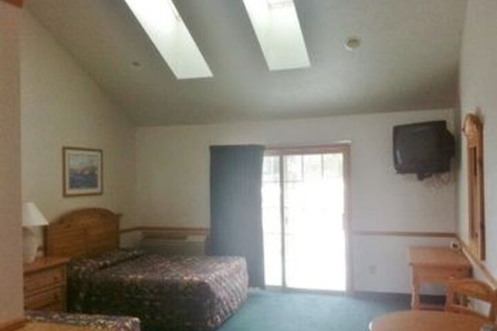 Room 7 of 22