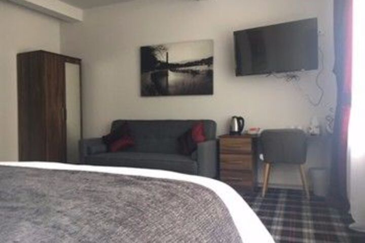 Room 71 of 117