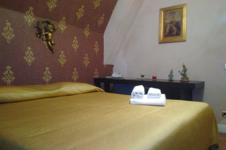 Room 10 of 54