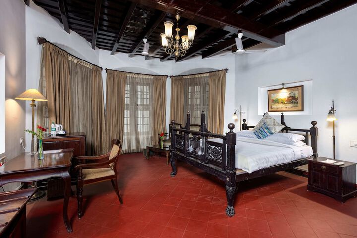 Room 18 of 41