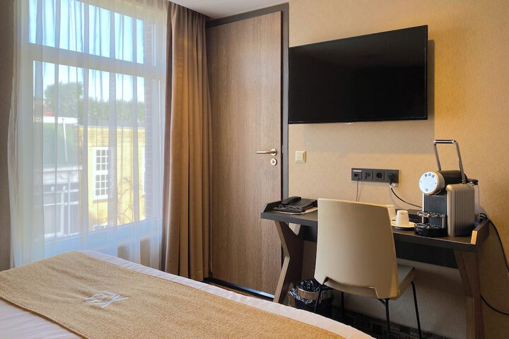 Room 26 of 54