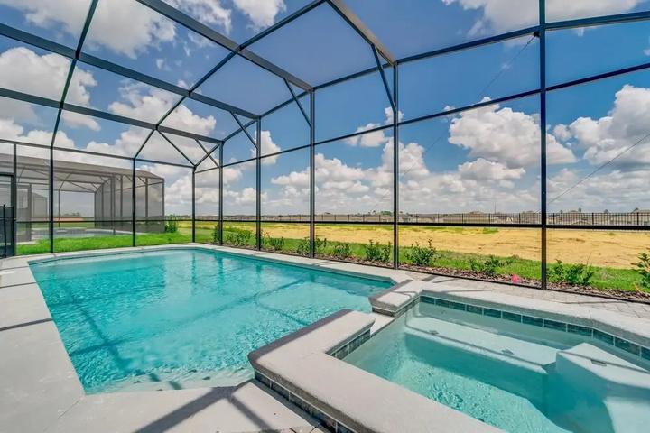 Pool 17 of 37