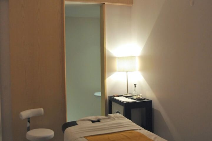 Room 52 of 84