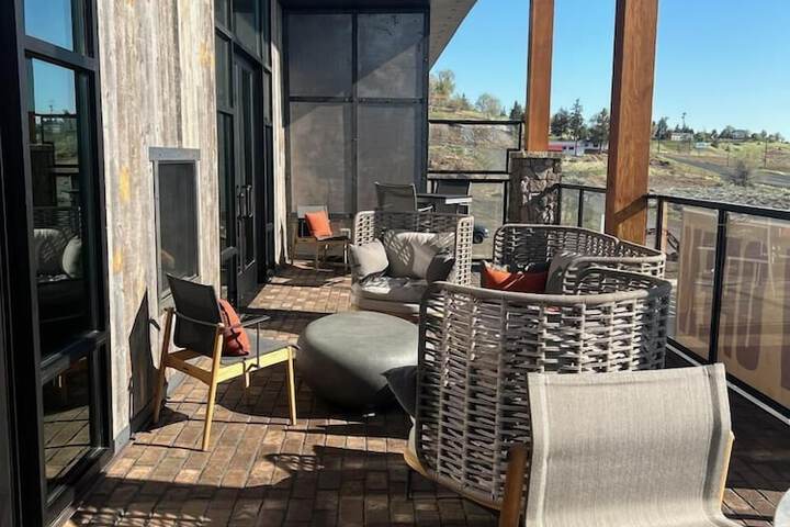 Terrace/Patio 45 of 75