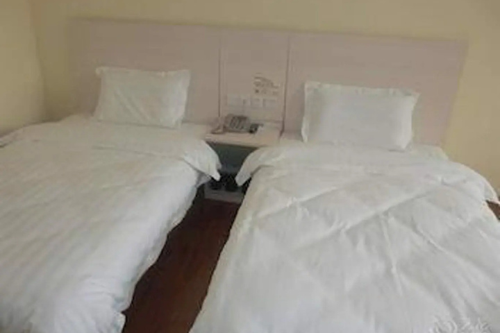 Room 3 of 3