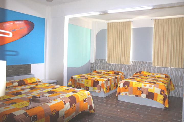 Room 11 of 40