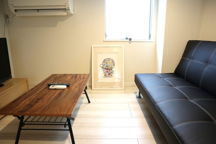 Room 65 of 143