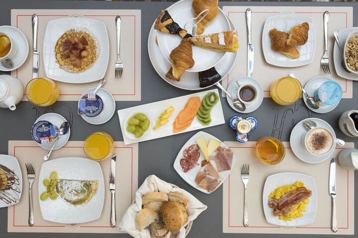 Breakfast meal