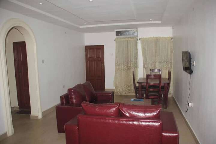 Room 12 of 18