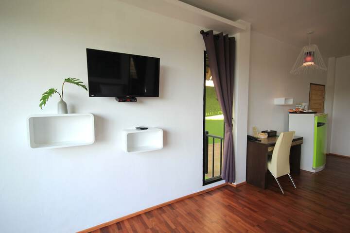 Room 13 of 46