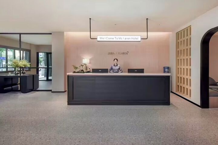 McLaren Hotel