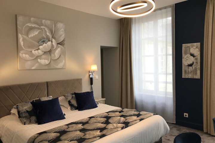 Room 30 of 137