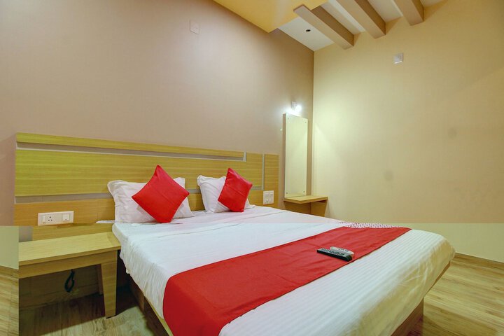 Room 9 of 26