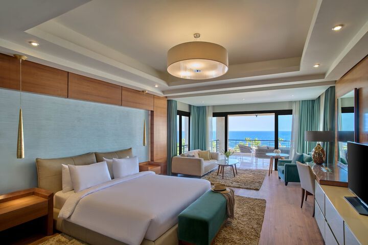 Room 44 of 166