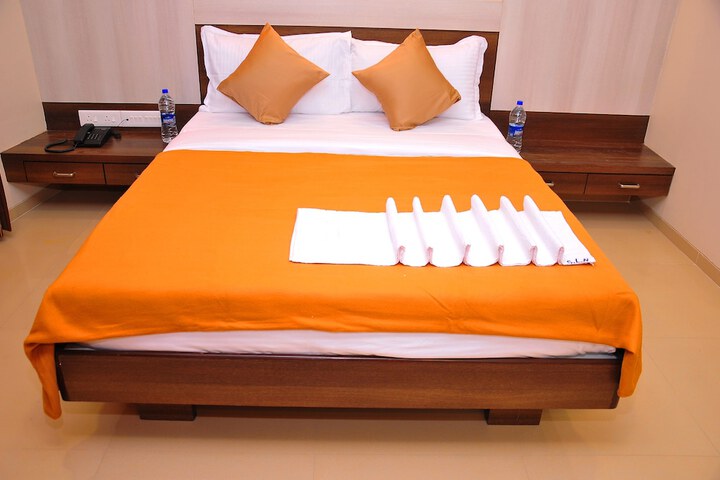 Room 6 of 23