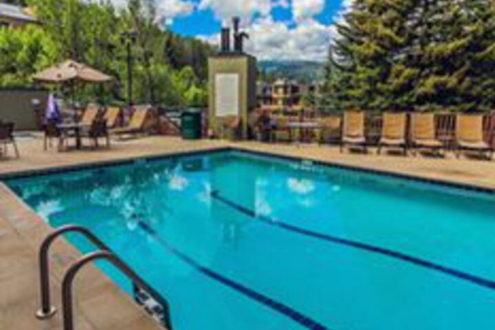 Pool 52 of 60
