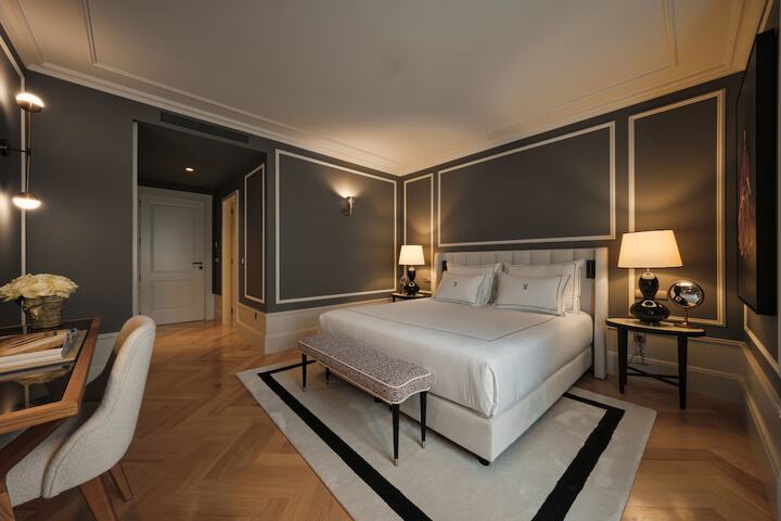 Room 20 of 158