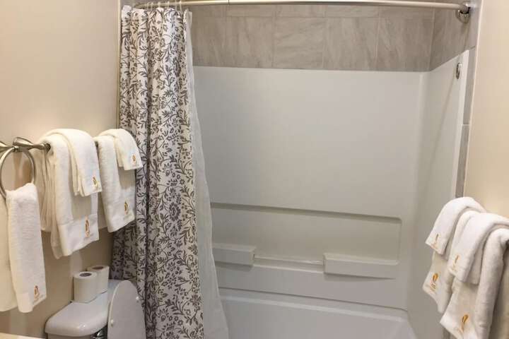Room 9 of 23