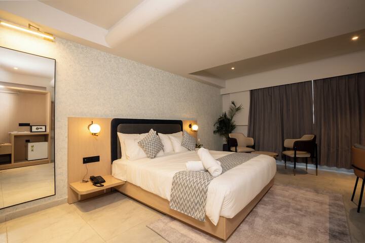 Room 42 of 90