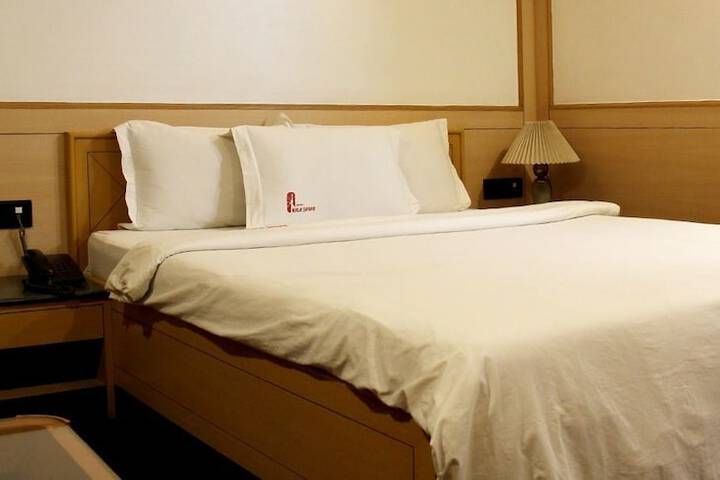 Room 7 of 41