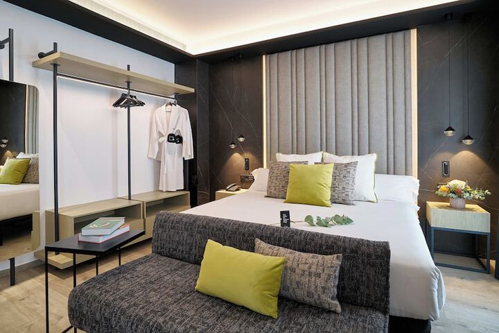 Room 34 of 117
