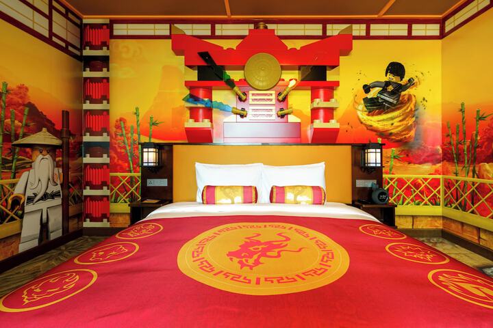 Room 34 of 119
