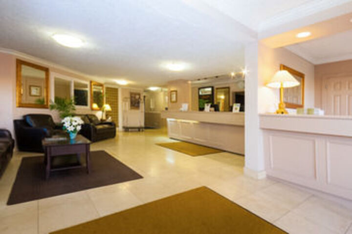 Hotel Interior 4 of 18