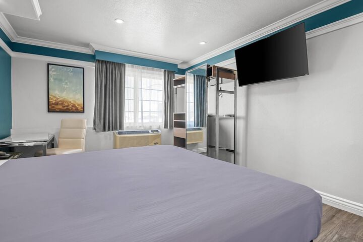 Room 7 of 31