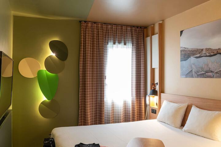 Hotel 41 of 47