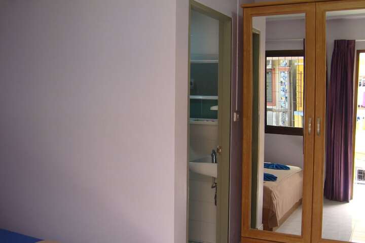 Room 14 of 31
