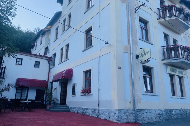 Hotel 8 of 37