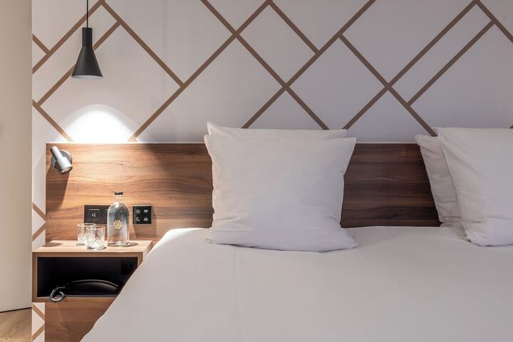 Room 20 of 62